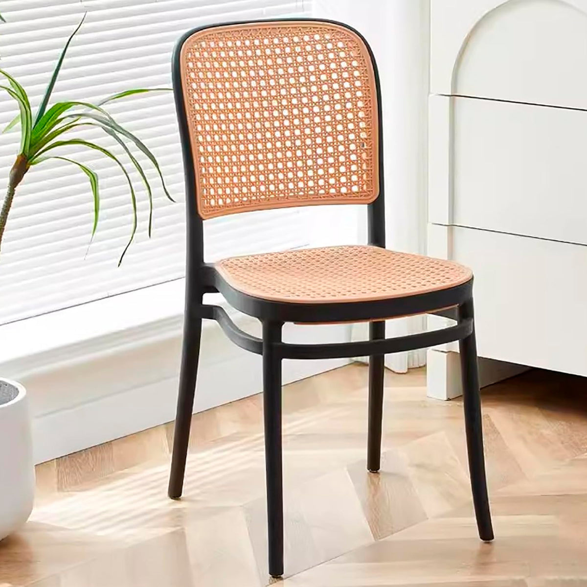 Silla Lombardía de Polipropileno - Negra
