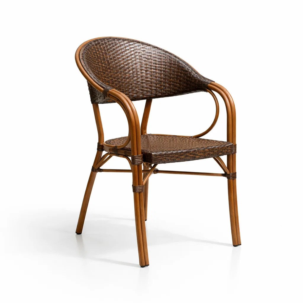 Silla Bistro Parisina Rattan con reposabrazos Jolie - Café Oscuro