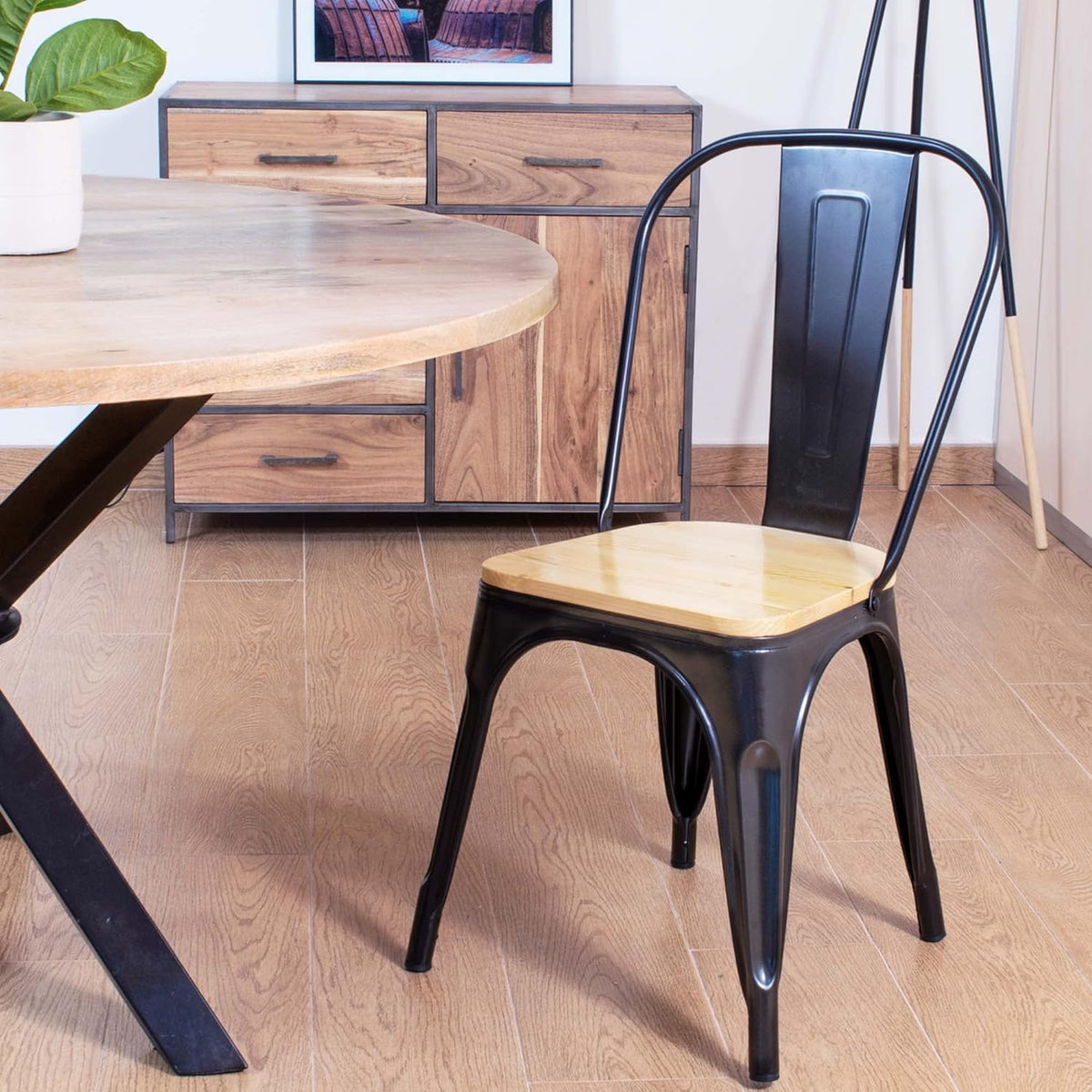 Silla Tólix Asiento de Madera Clara - Negra