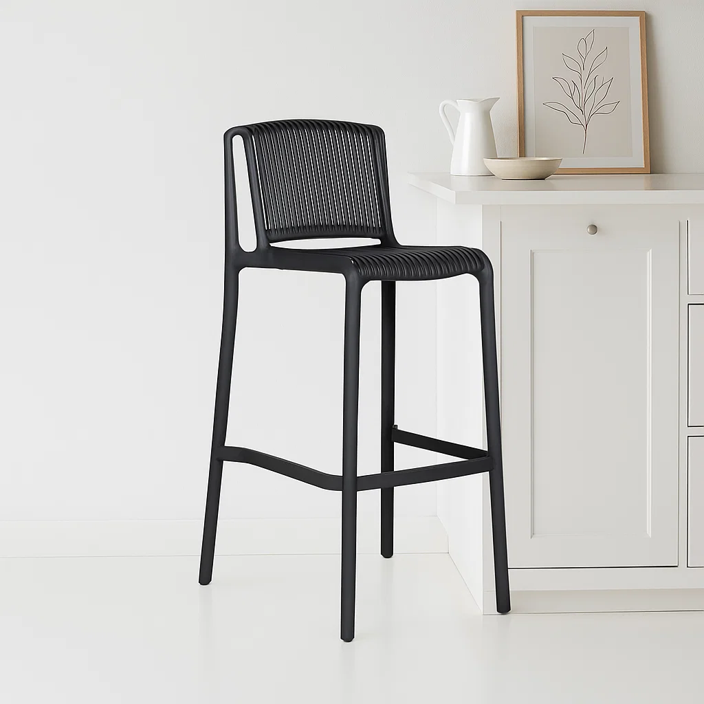 Taburete Alto Capri Polipropileno - Negro para el hogar, disponible en Mons